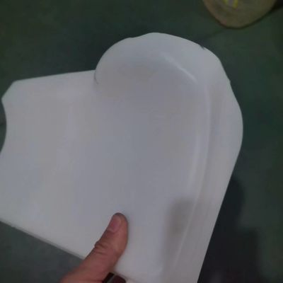 تانک گاز/بنزین پلاستیکی با شکل خاص که توسط یک سرویس حرفه ای پردازش قالب گذاری برای HDPE/LDPE/PP تولید می شود