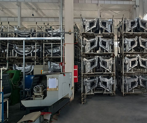 718 طول عمر قالب 200000-1000000 شات قالب های صنعتی برای قطعات آلومینیومی راه حل های قالب سفارشی